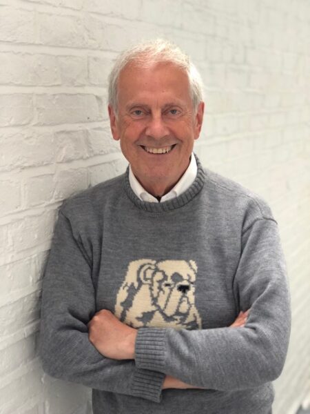 Grey jumperwall